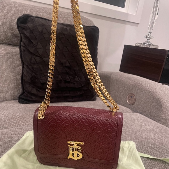 Burberry Small Monogram Quilted Leather Shoulder Bag/crossbody. - Picture 3 of 5